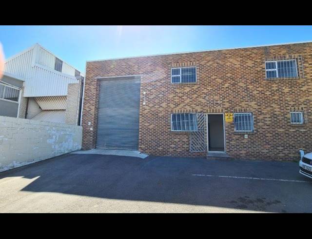 564M² WAREHOUSE TO LET IN KILLARNEY GARDENS